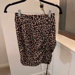 Leopard skirt